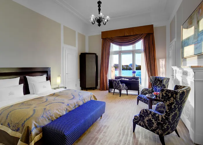 Atlantic Hamburg, Autograph Collection 5*