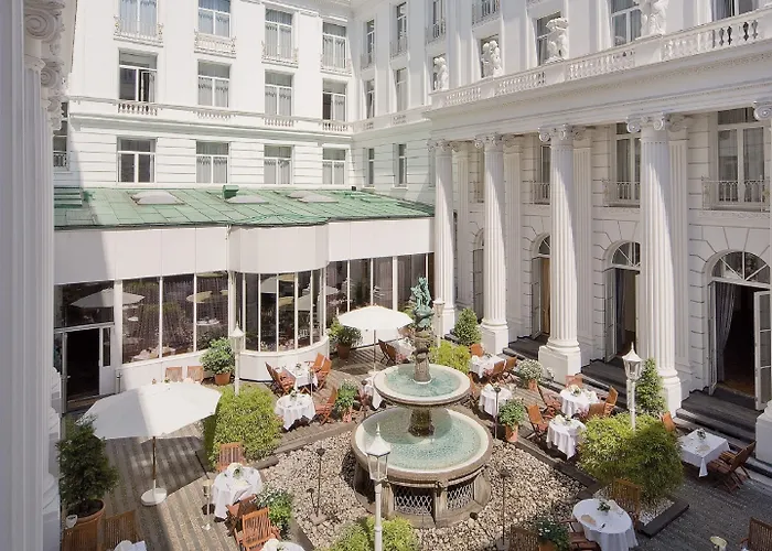 Atlantic Hamburg, Autograph Collection Hotel 5*