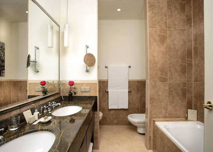 Hotel Atlantic Hamburg, Autograph Collection 5*